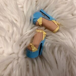 Bratz Sassy Party Style Chloe Doll High Heels